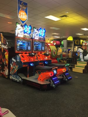 Chuck E. Cheese by null