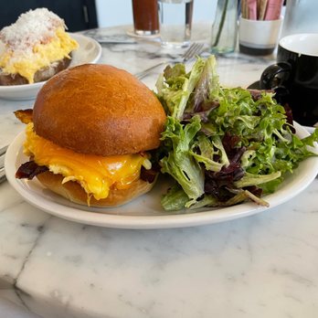 Cafe Roze - Egg sandwich - Breakfast & Brunch Near Me - Nashville, Tennessee