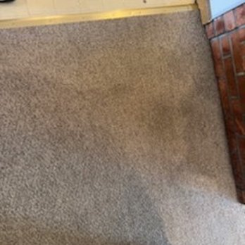 Felgemacher Masonry & Chimney of Buffalo - Soot on carpet and fire place - Masonry/Concrete Near Me - Cheektowaga, New York