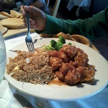 Red Ginger Suntree - General Tso Chicken w/ Shrimp Fried Rice - Cocktail Bars Near Me - Melbourne, Florida Red Ginger Suntree - General Tso Chicken w/ Shrimp Fried Rice - Cocktail Bars Near Me - Melbourne, Florida