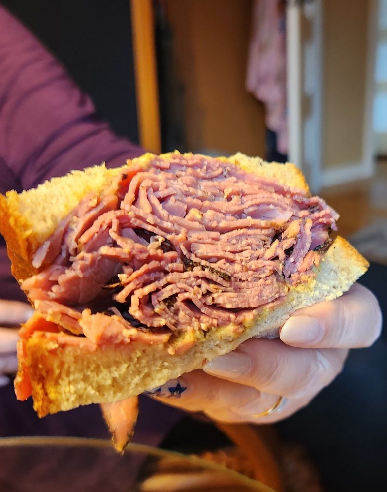 PASTRAMI PLUS Updated September 2024 89 Photos & 113 Reviews 2568