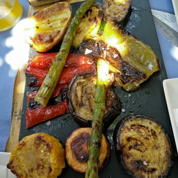 El Vaixell - Les légumes du grill... - Mediterranean Near Me - Pals, C