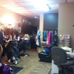 Multiplicity - Combined salon, barber and nailteaque.