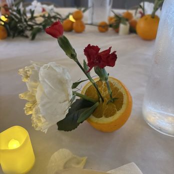 Fred's Urban Farm - Table flower decorations - Farms Near Me - Spring Valley, California Fred's Urban Farm - Table flower decorations - Farms Near Me - Spring Valley, California