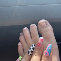 DD Nails & Spa - Another angle of my toes !