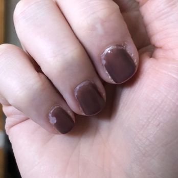 MB Nail - Chipped after a week. - Nail Salons Near Me - Chicago, Illinois