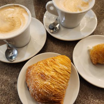 Palace Caffè - Cafes Near Me - Orvieto, TR