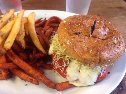 Pinecrest Diner by null