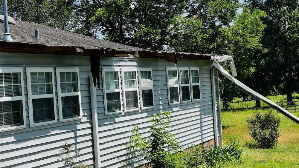 Slide of Hammonds & Sons Roofing And Repair Service