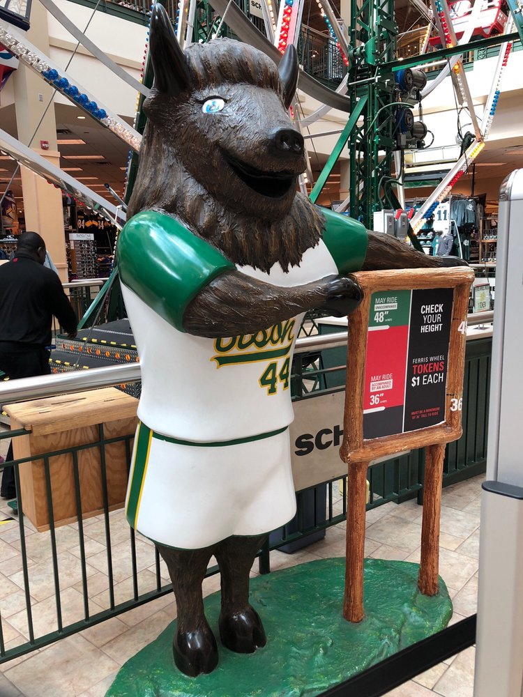 SCHEELS 30 Photos & 57 Reviews Sports Wear 1551 45th St S, Fargo