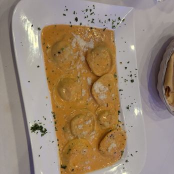 Semifreddo Italian Cuisine - Italian Near Me - Manassas, Virginia