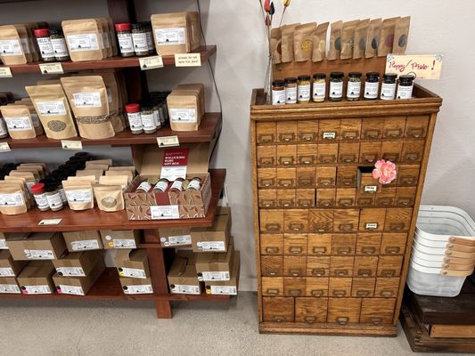 Oaktown Spice Shop by null