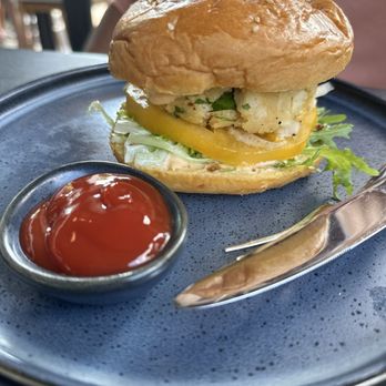 Paloma - Crab cake sandwich - Bars Near Me - Greenville, South Carolina