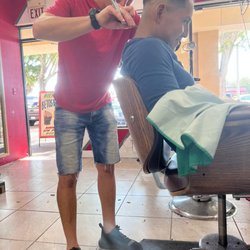 Betos Barber Chop And Beauty Salon - Barber shop
Barbers
Hair salon
Hair cuts