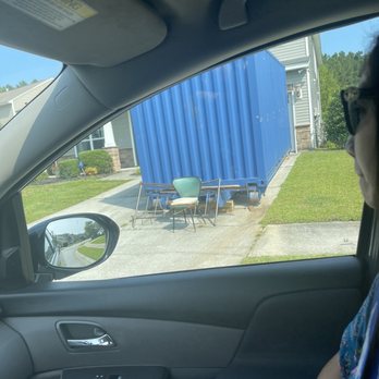 FirstService Residential Charlotte - Container, trash - Property Management Near Me - Charlotte, North Carolina FirstService Residential Charlotte - Container, trash - Property Management Near Me - Charlotte, North Carolina