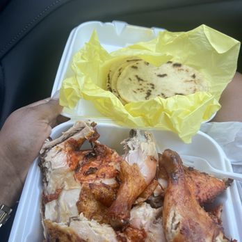 El Pollo Pio Pio - Homemade tortillas & grilled chicken - Mexican Near Me - Tujunga, California