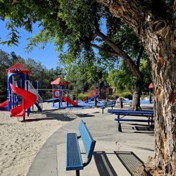 Pinecrest Park - Playgrounds