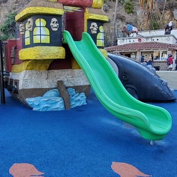 Knabe Park - Knabe playground October 2022 - Parks Near Me - Avalon, California Knabe Park - Knabe playground October 2022 - Parks Near Me - Avalon, California