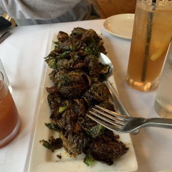 Sturbridge Porterhouse - Brussel spouts: fried with maple bacon glaze - American Near Me - Sturbridge, Massachusetts Sturbridge Porterhouse - Brussel spouts: fried with maple bacon glaze - American Near Me - Sturbridge, Massachusetts