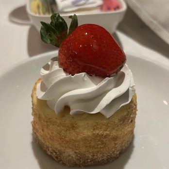 Saloon Restaurant - Mini Cheesecake from Isgros - Italian Near Me - Philadelphia, Pennsylvania Saloon Restaurant - Mini Cheesecake from Isgros - Italian Near Me - Philadelphia, Pennsylvania