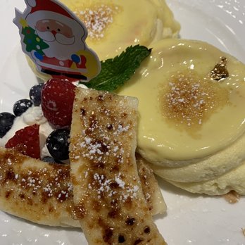 Cafe N One - Crème brûlée soufflé - Desserts Near Me - Markham, Ontario Cafe N One - Crème brûlée soufflé - Desserts Near Me - Markham, Ontario