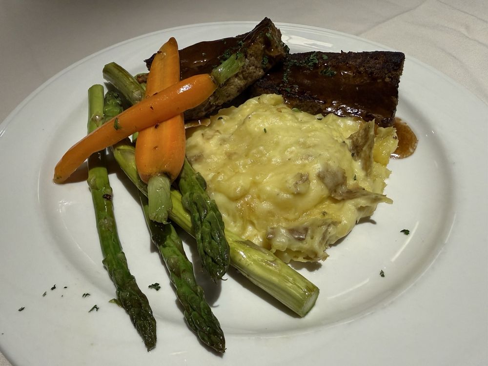 Food from Lord Essex Tavern & Grill