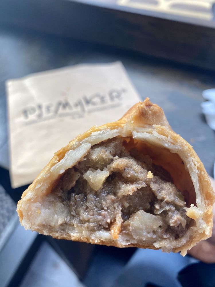 THE PIEMAKER 95 Photos & 157 Reviews 38 South Bridge, Edinburgh