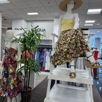 Bloomingdale's - Department Stores Near Me - Hackensack, New Jersey