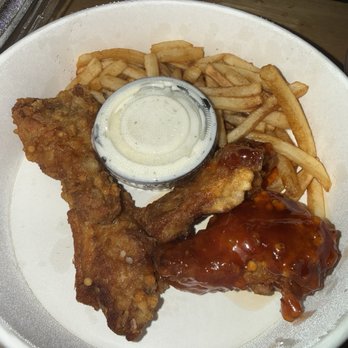 Cupbop - Seoul and naked. 4 pc Korean Wings with fries. Both flavors were good. Super crunchy - Barbeque Near Me - Houston, Texas Cupbop - Seoul and naked. 4 pc Korean Wings with fries. Both flavors were good. Super crunchy - Barbeque Near Me - Houston, Texas