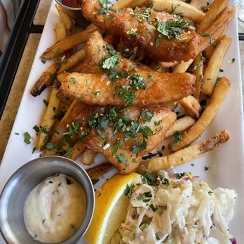 Hickory Restaurant and Bar - Halibut fish n chips - American Near Me - Camas, Washington Hickory Restaurant and Bar - Halibut fish n chips - American Near Me - Camas, Washington