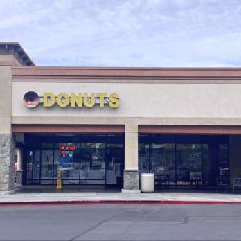 Lady's Donuts - Outside - Bakeries Near Me - Glendora, California Lady's Donuts - Outside - Bakeries Near Me - Glendora, California