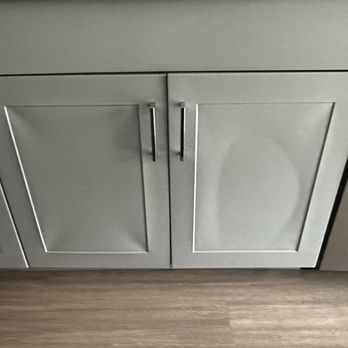 The ReVe - Cabinets damaged the day of move in - Apartments Near Me - Garland, Texas The ReVe - Cabinets damaged the day of move in - Apartments Near Me - Garland, Texas