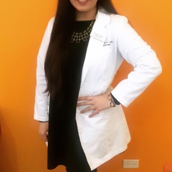 Ashland Eye Care - Dr. Hina Lodhia loves working with patients of all ages! - Optometrists Near Me - Chicago, Illinois Ashland Eye Care - Dr. Hina Lodhia loves working with patients of all ages! - Optometrists Near Me - Chicago, Illinois