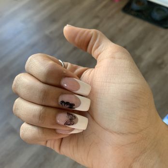Elite Nailed It - Bulky nails and uneven - Nail Salons Near Me - Lodi, New Jersey