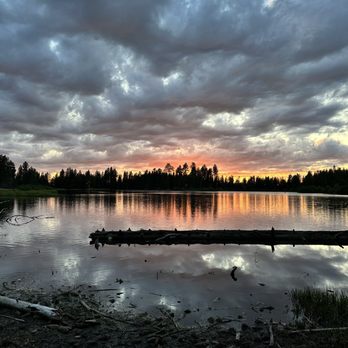 Lassen Volcanic National Park - Lake Manzanita - Parks Near Me - Mineral, California