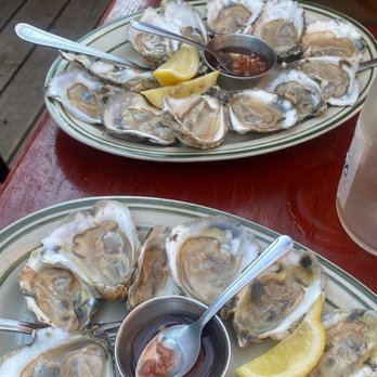 The Ten Bells Brooklyn - Oysters - Wine Bars Near Me - Brooklyn, New York
