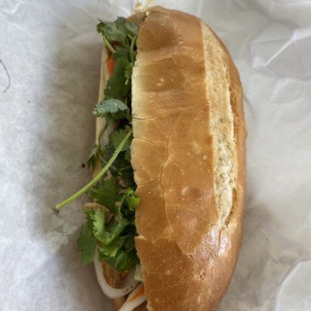 Gion Banh Mi & Tea - Banh MI with Grilled Pork - Vietnamese Near Me - Seattle, Washington