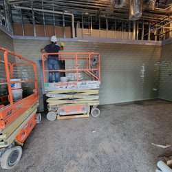 Ware's Unique Services