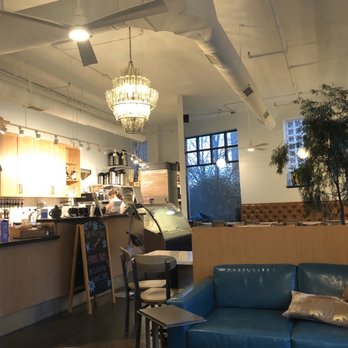 La Vita Dolce - Interior view - Ice Cream & Frozen Yogurt Near Me - Chapel Hill, North Carolina