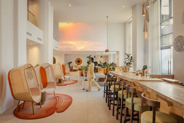 Sandbourne Santa Monica, Autograph Collection by null