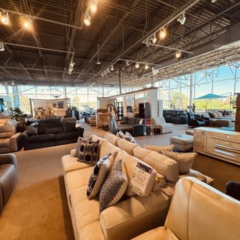Rooms To Go - Colonial - Furniture Stores Near Me - Orlando, Florida
