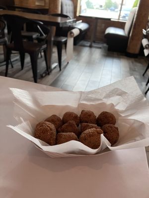 The Saucy Crab by null