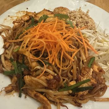 Aloy Modern Thai - D Pad Thai - Thai Near Me - Denver, Colorado Aloy Modern Thai - D Pad Thai - Thai Near Me - Denver, Colorado