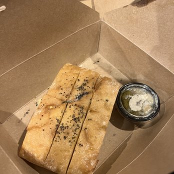 The Rossi Kitchen & Bar - Bread - New American Near Me - Columbus, Ohio