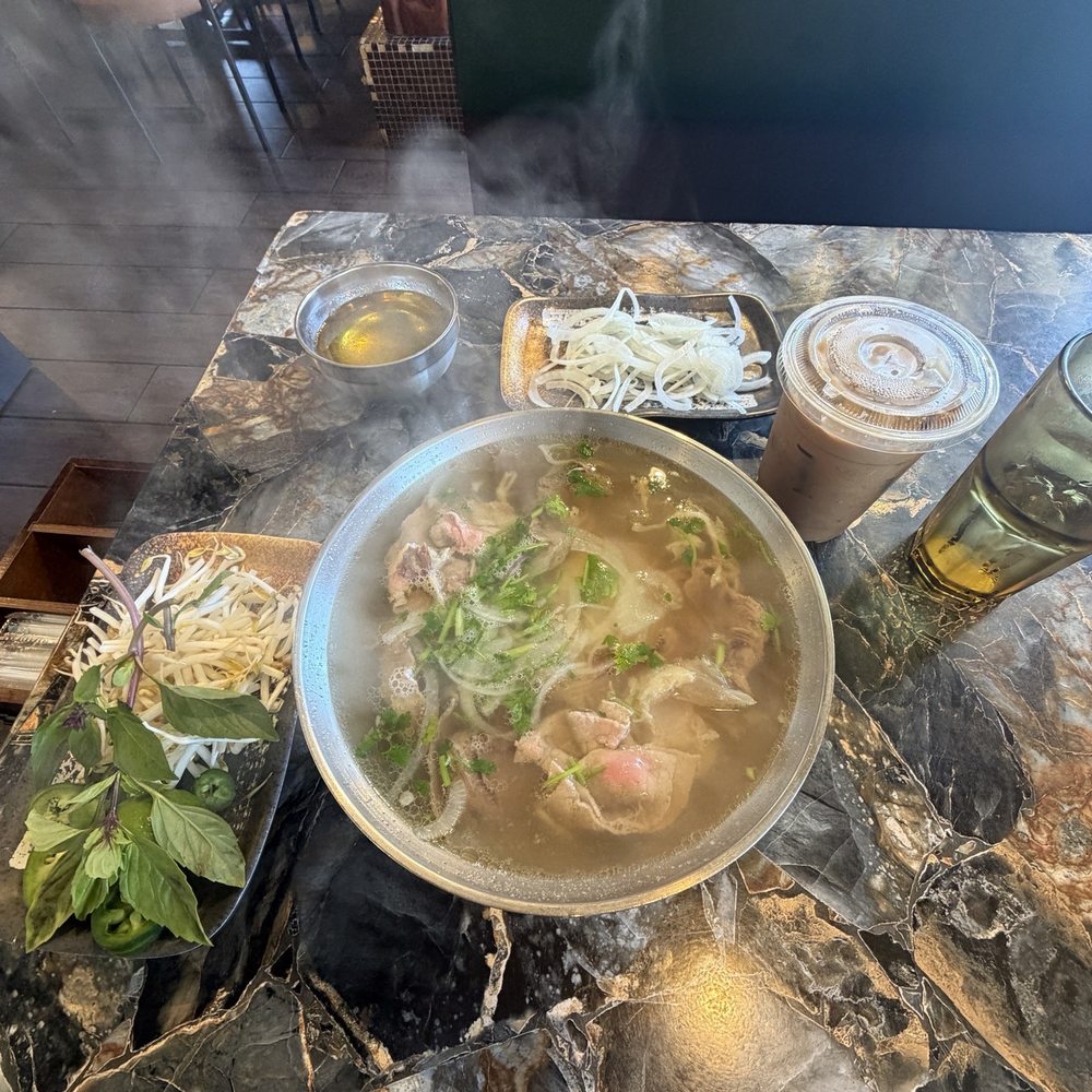 Pho Ha #7 - Pho 1. Tái Nạm Gầu Gân Sách (Đặc Biệt) - Vietnamese Near Me - Riverside, California Pho Ha #7 - Pho 1. Tái Nạm Gầu Gân Sách (Đặc Biệt) - Vietnamese Near Me - Riverside, California
