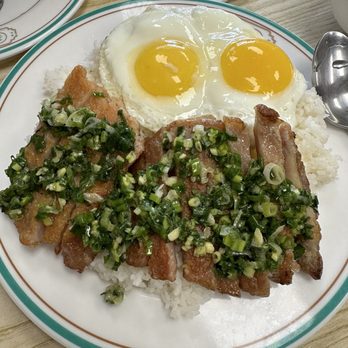 HK Cafe - R4 - Special Green Onion Pork Chop & 2 Sunny Side Up Egg on Rice - Hong Kong Style Cafe Near Me - Honolulu, Hawaii