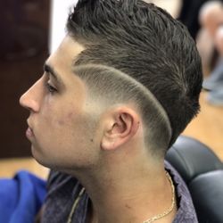 Gary's Royal Barber Shop