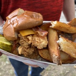 Hungry Nomads - Hot Honey Fried Chicken Sandwich