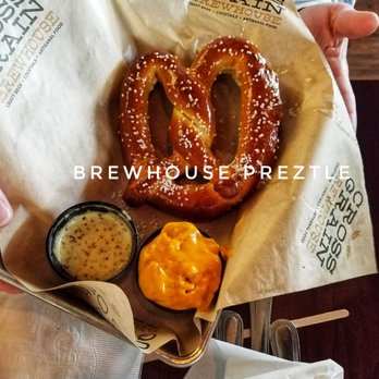 Cross Grain Brewhouse - American Near Me - Boise, Idaho