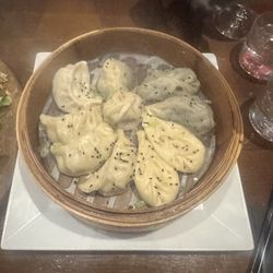 Lhotse - Dumpling combo or "Momos"??